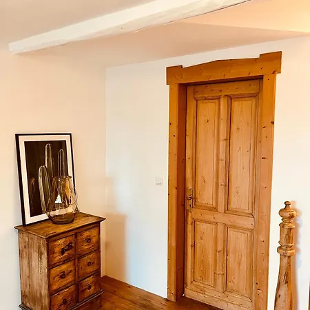 B E D & A G E: Spacious 4-bedroom Design Haven