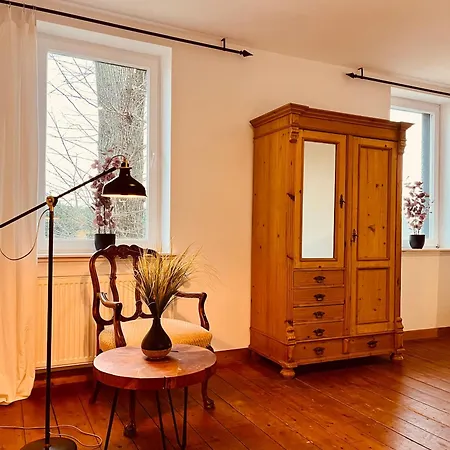 Apartment B E D & A G E: Spacious 4-bedroom Design Haven Hunxe