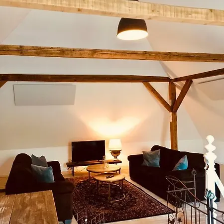 Apartment B E D & A G E: Spacious 4-bedroom Design Haven