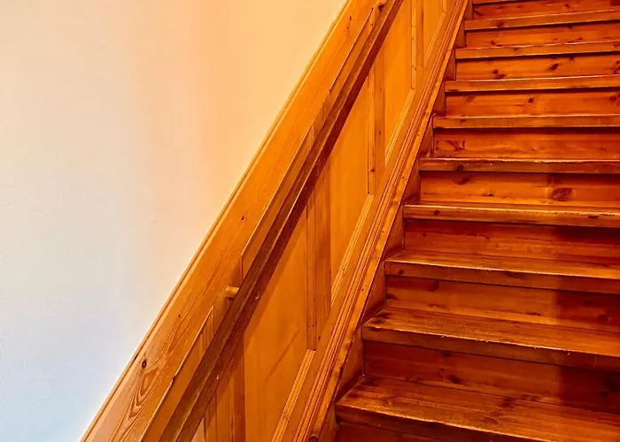 B E D & A G E D E S I G N -extra Large- Wunderschoene Gesamte Mit Viel Platz & 4 Schlafzimmern - Rechnungserstellung Fuer Geschaeftsreisende & Firmen