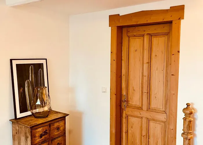 B E D & A G E D E S I G N -extra Large- Wunderschoene Gesamte Mit Viel Platz & 4 Schlafzimmern - Rechnungserstellung Fuer Geschaeftsreisende & Firmen