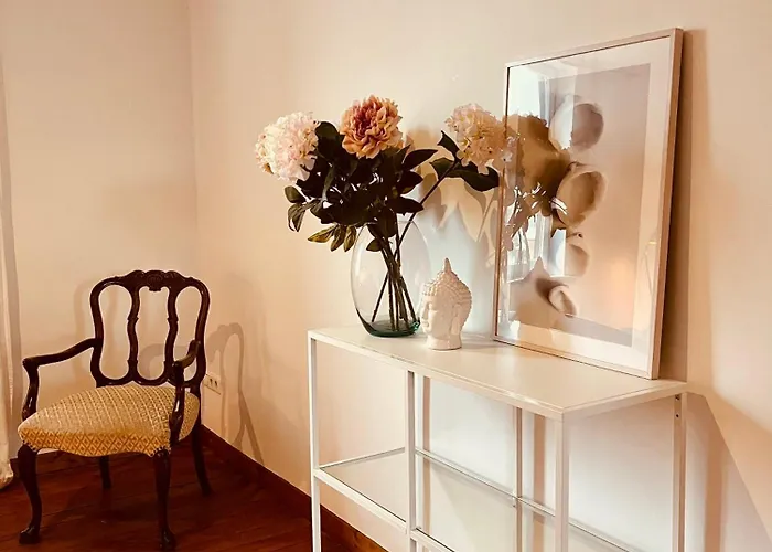 B E D & A G E D E S I G N -extra Large- Wunderschoene Gesamte Mit Viel Platz & 4 Schlafzimmern - Rechnungserstellung Fuer Geschaeftsreisende & Firmen